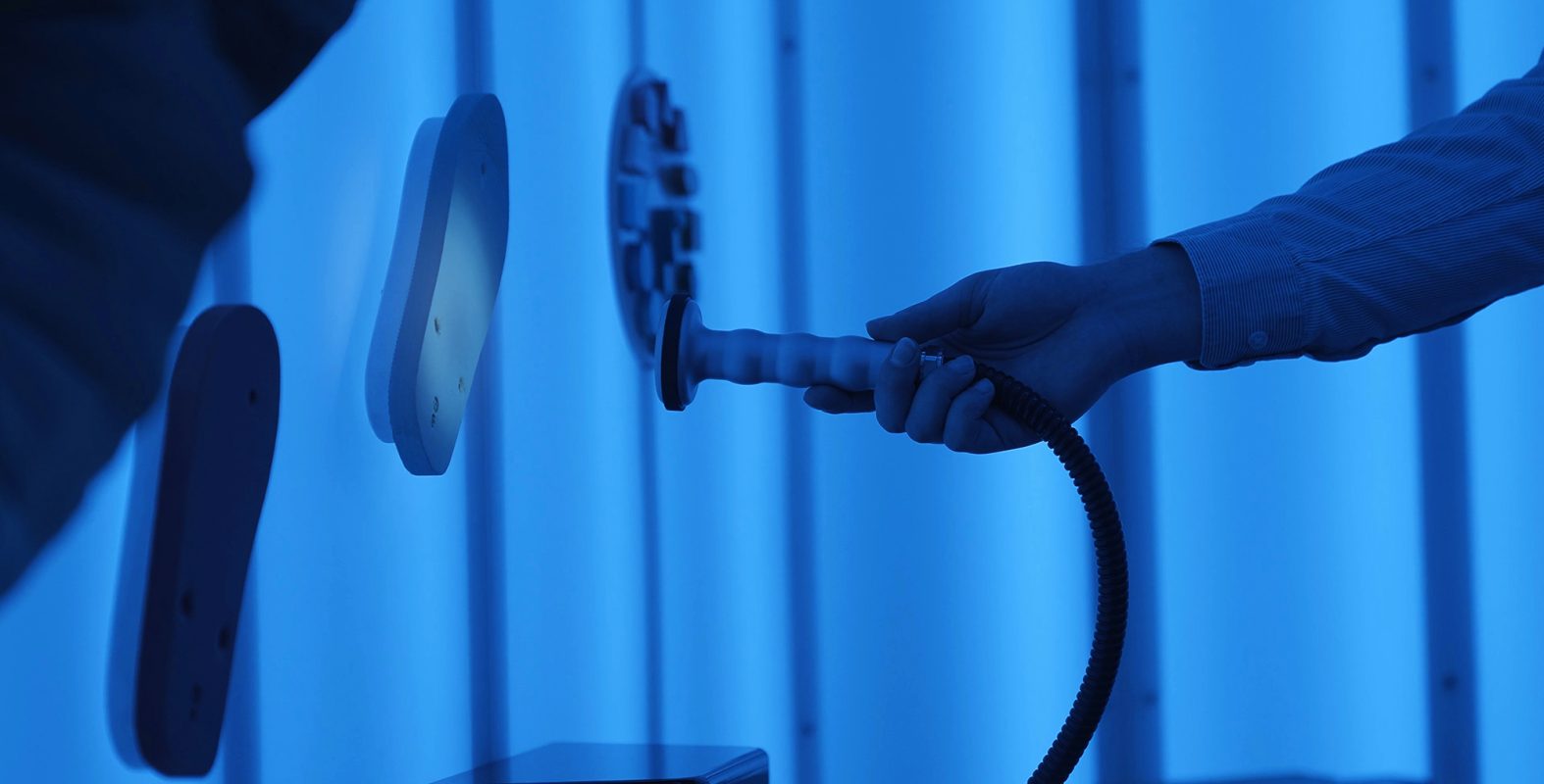 QM Fibre optic torches 2B_E_2000px